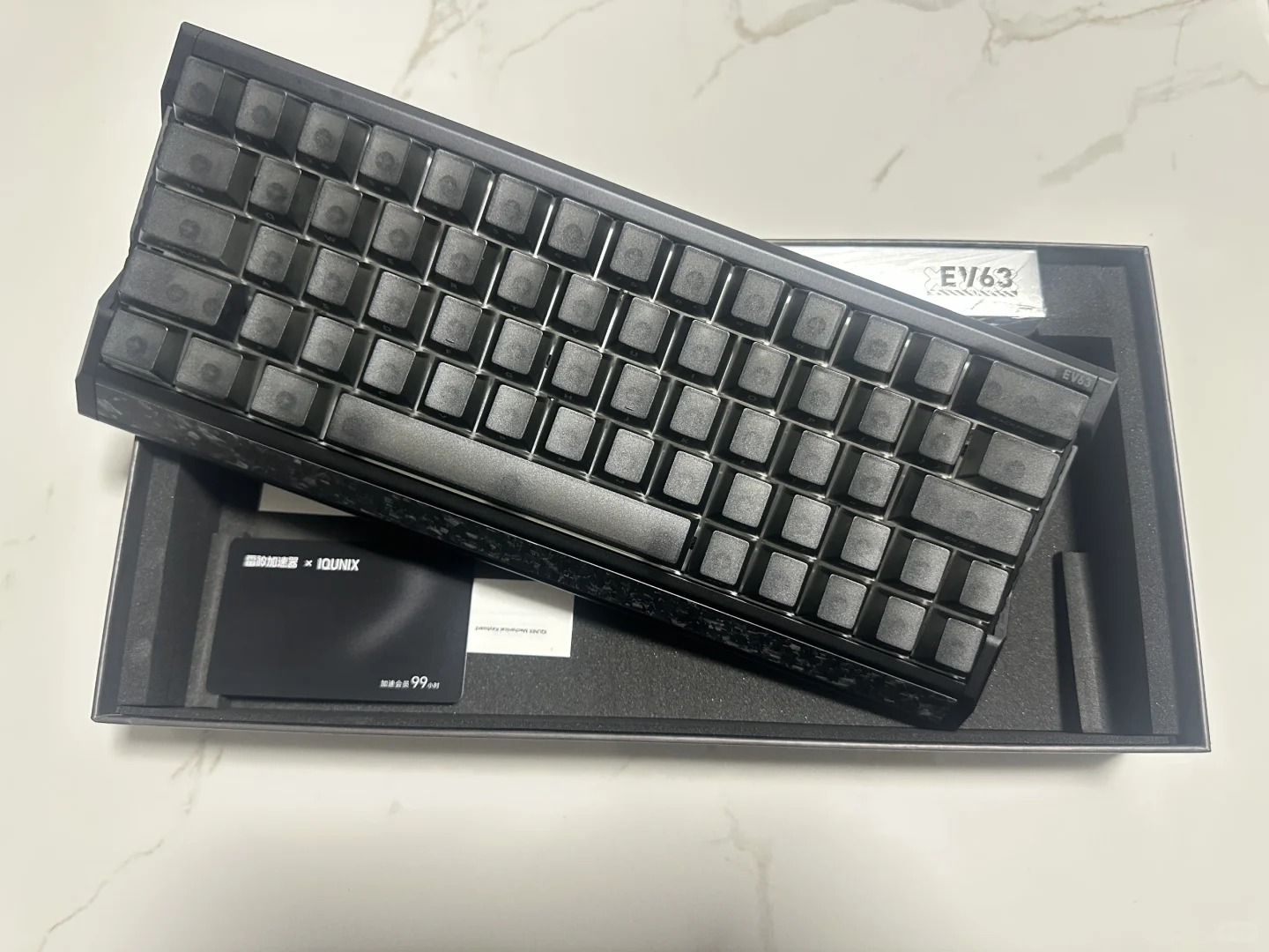 兄弟们，宣布一下我有女朋友！