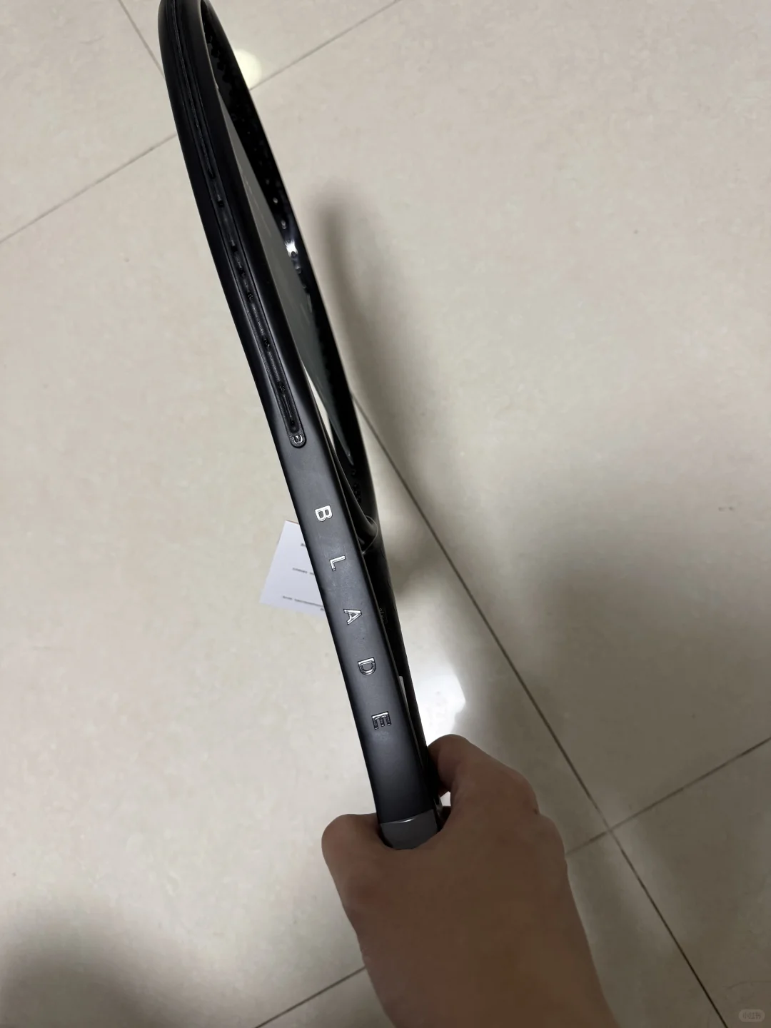 女朋友送的Wilson blade v9 98 黑色
