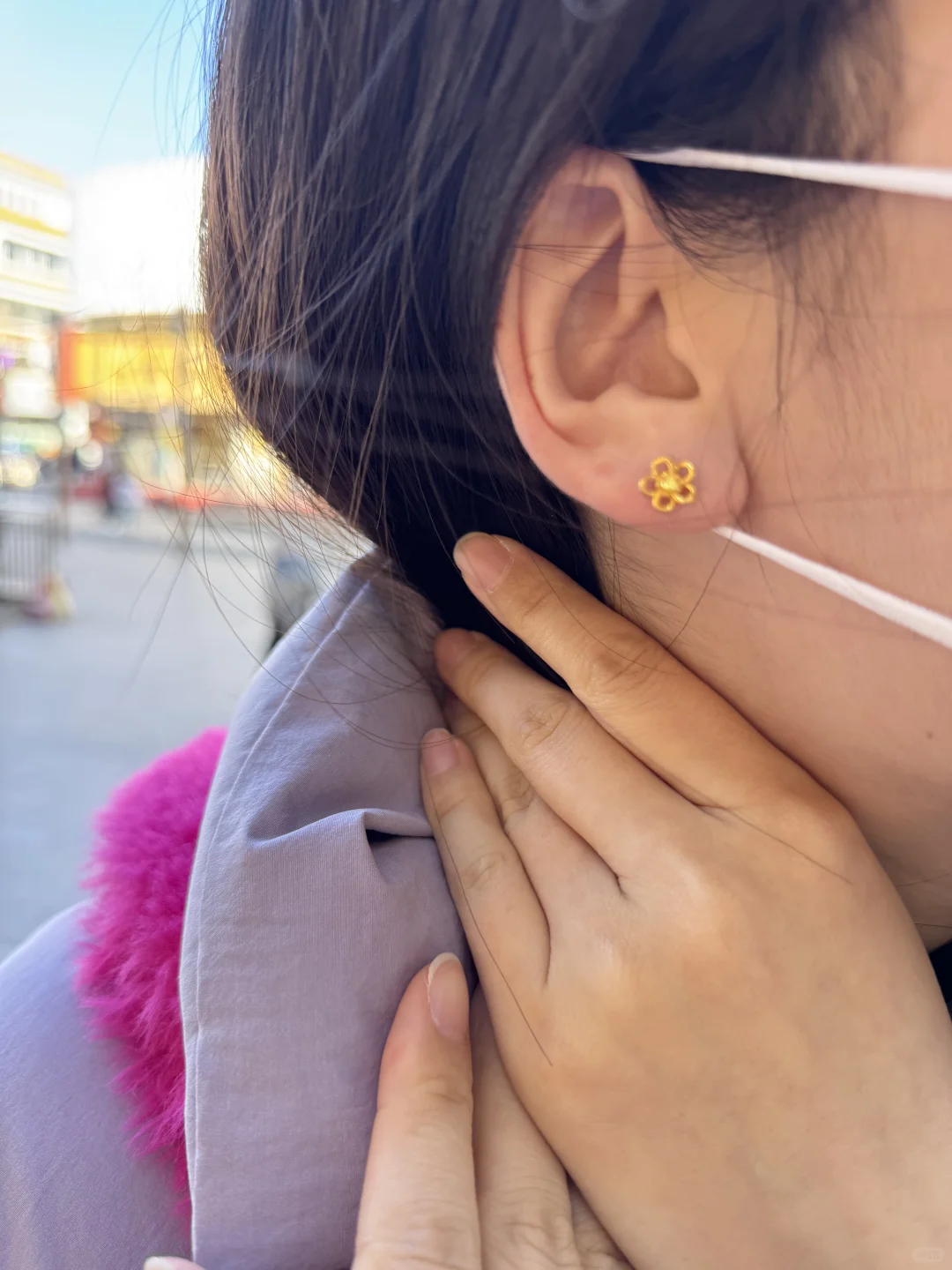 男朋友给的波司登和金耳钉