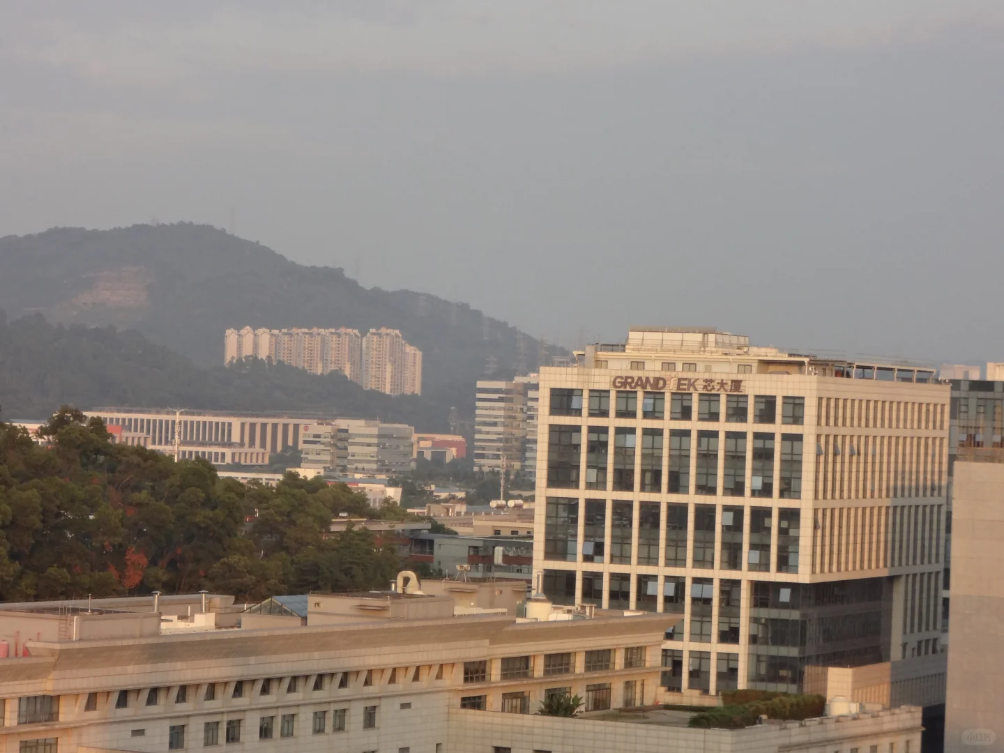 女朋友新入的CCD把我拍得也太有生活感了