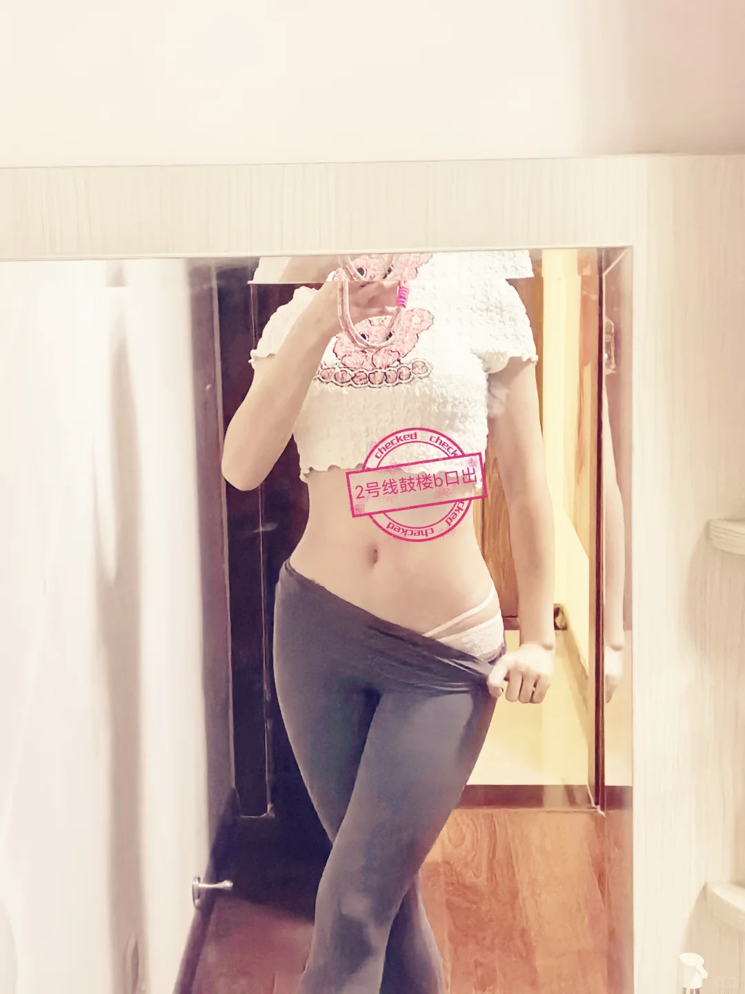 170，105、周末中心公园举牌去