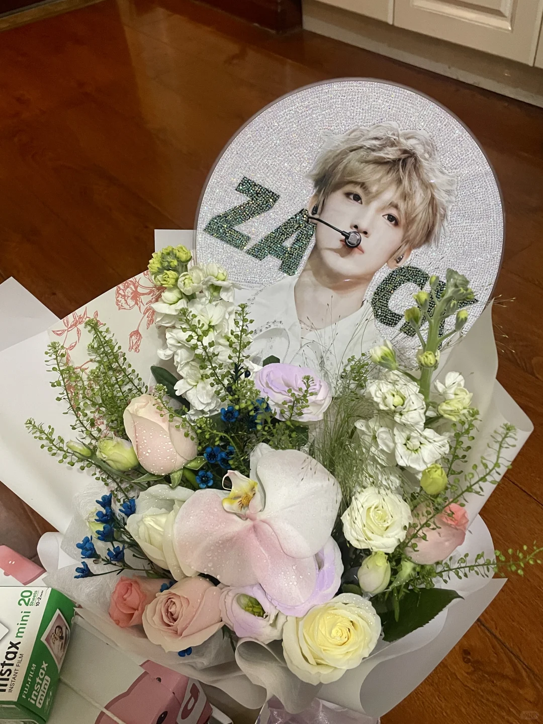 男朋友给我贴的大王扇泰酷辣！