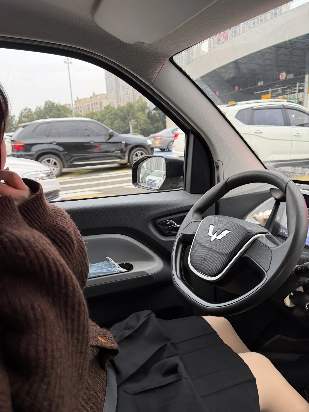 在女朋友的剁椒鱼头上和247位货车司机听dj