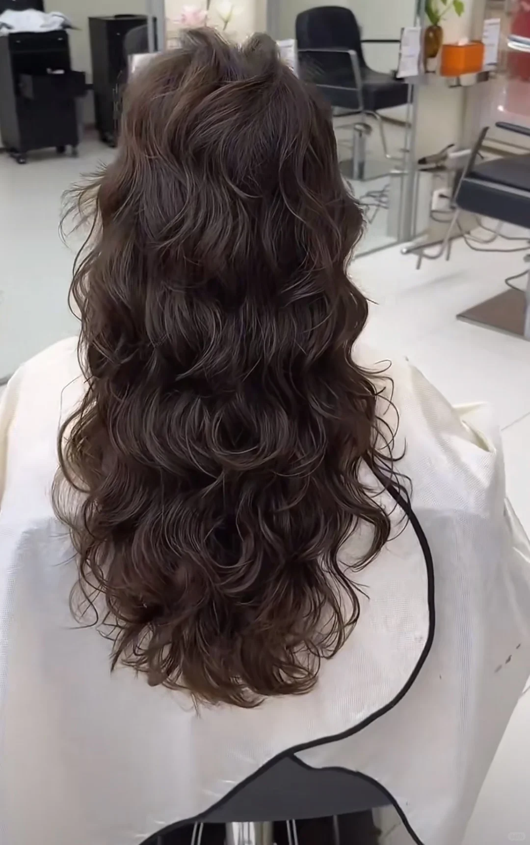 不许动🔫把你的自拍照交出来