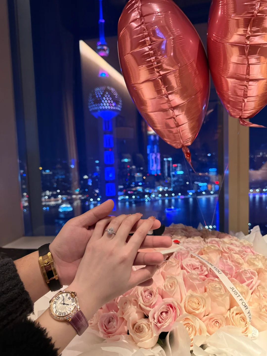 从此这个世界上又多了一位HW女孩~💍