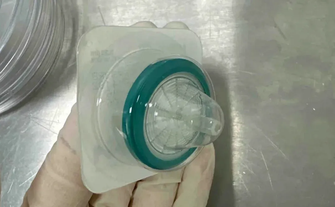 在男朋友车上发现这个