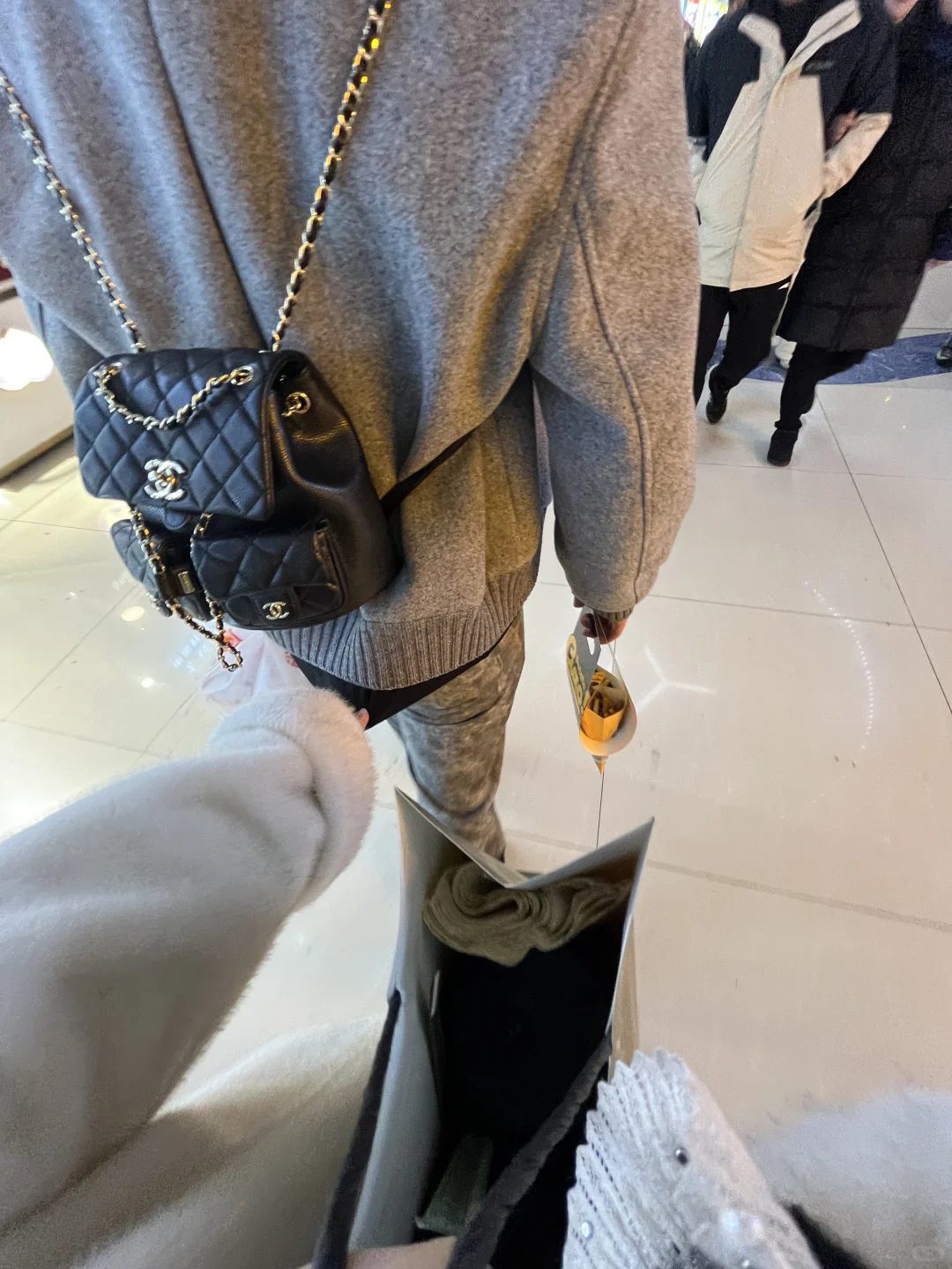 👩‍❤️‍👨