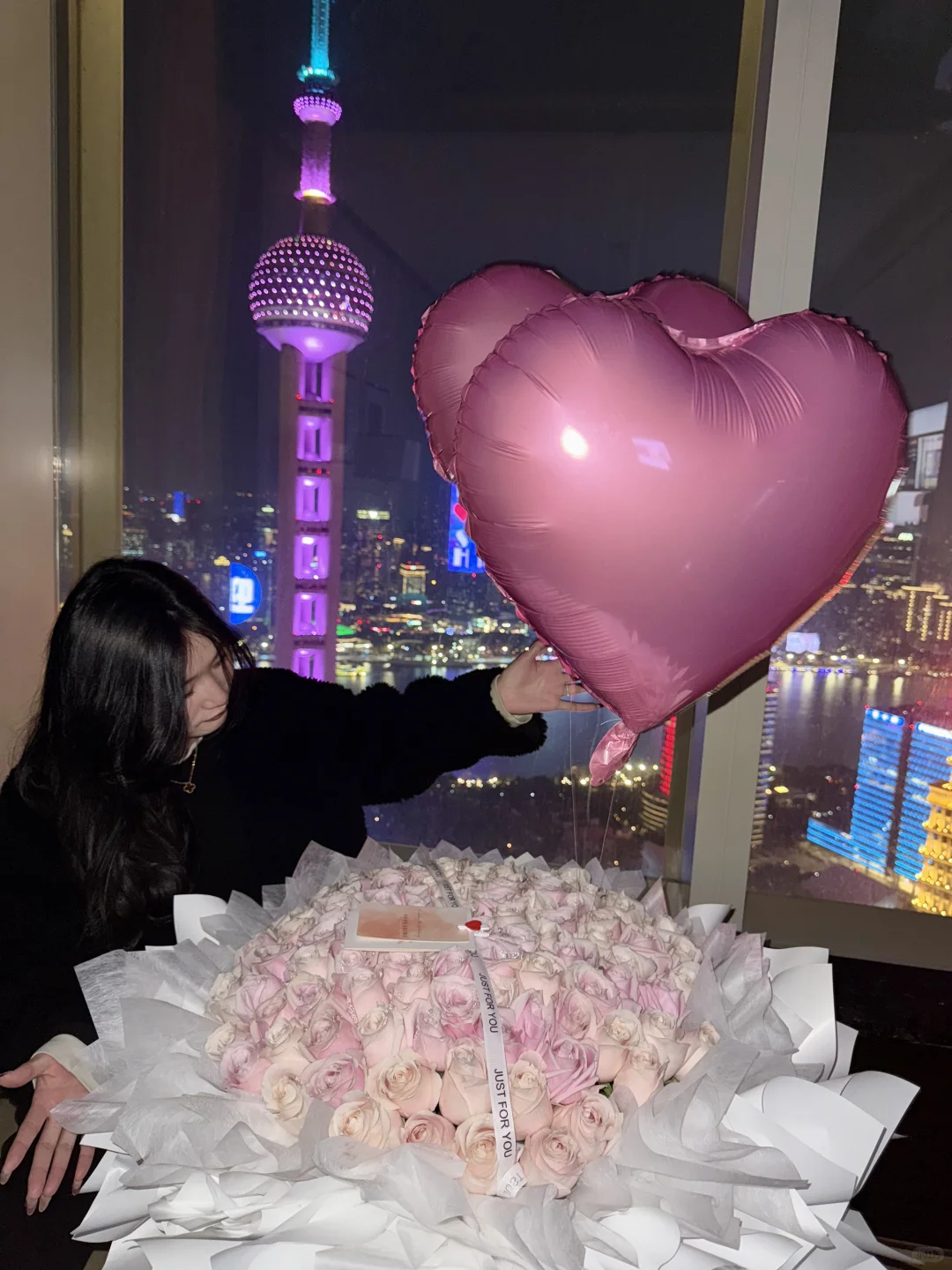 从此这个世界上又多了一位HW女孩~💍