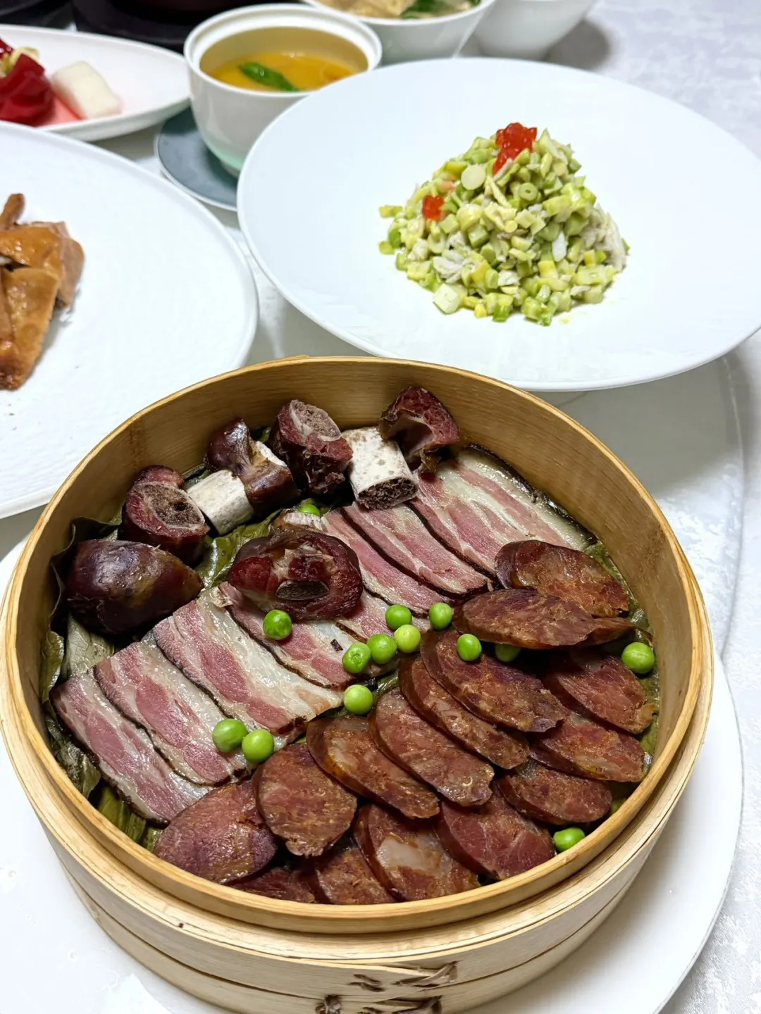 女朋友带我来的，说是北京蕞适合宴请的！！