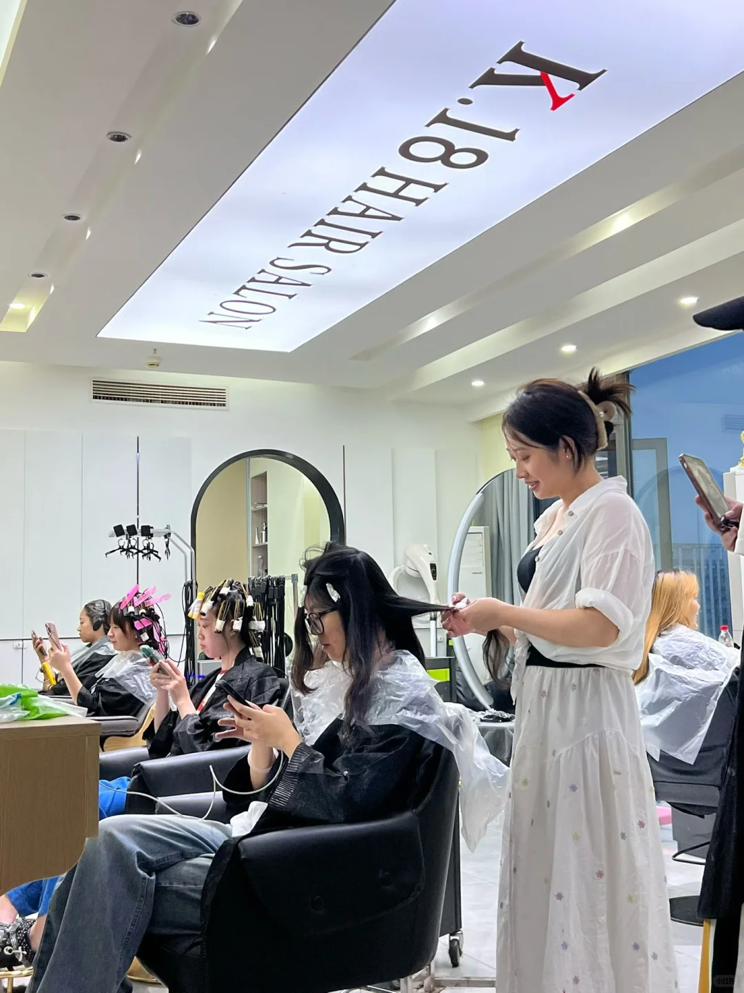 我女朋友是个00后女托尼