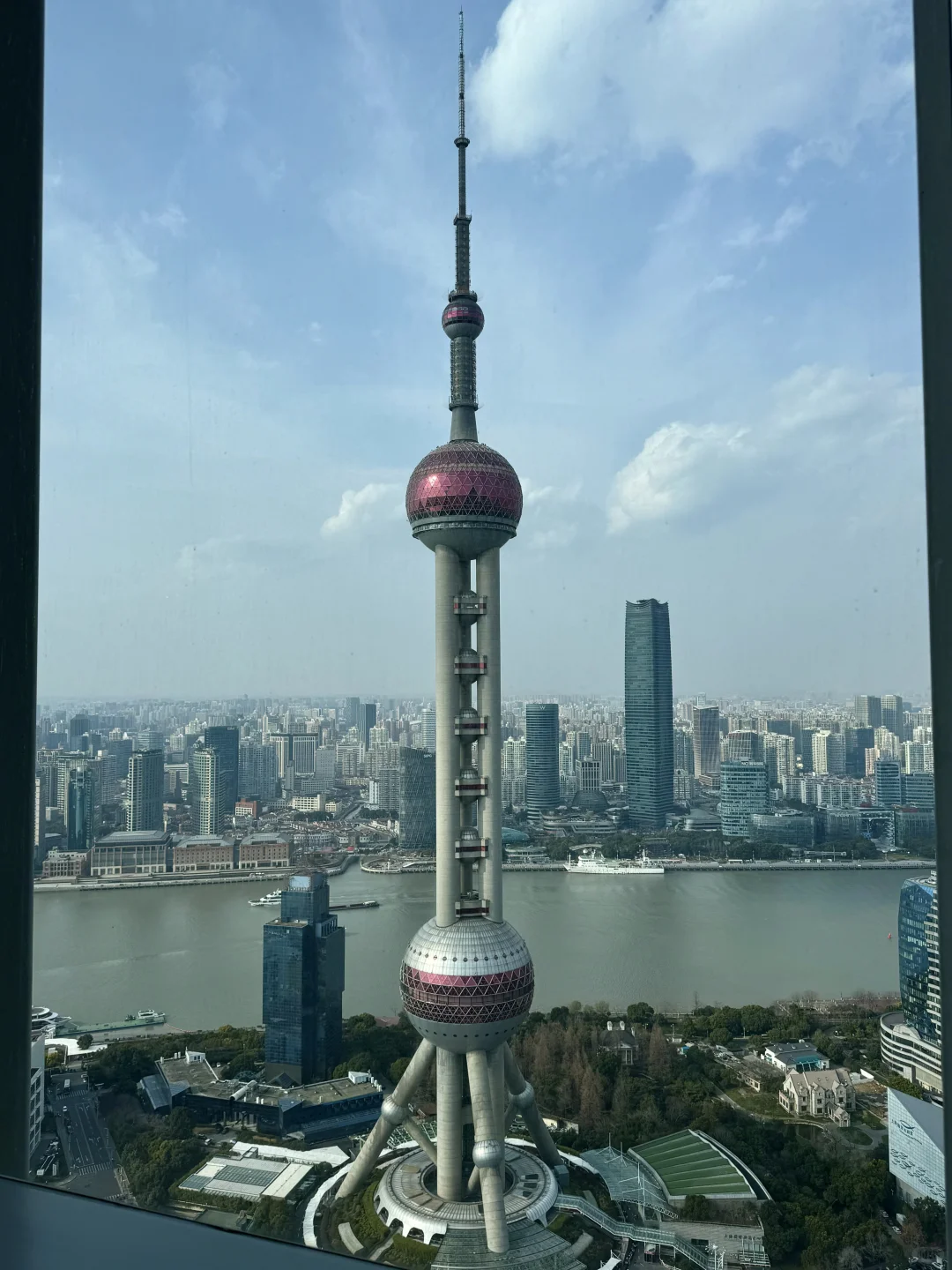 从此这个世界上又多了一位HW女孩~💍