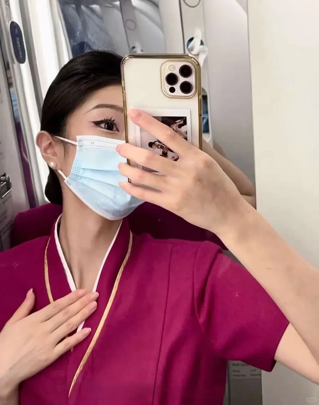 成都98空姐 真诚等待一个愿意陪我过冬的boy