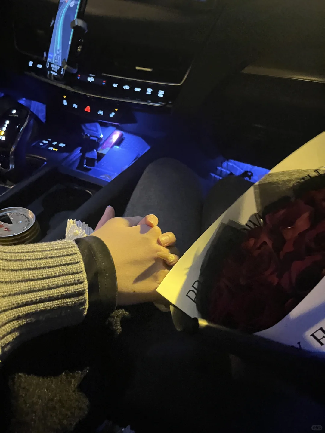 👩‍❤️‍👨