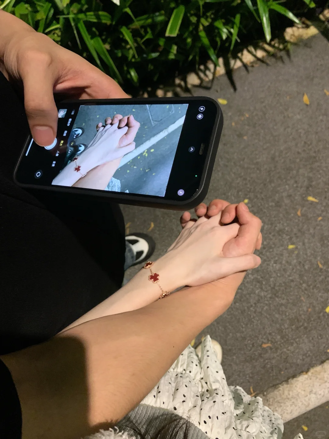 哪有什么轰轰烈烈呢 逛完超市 和你一起回家