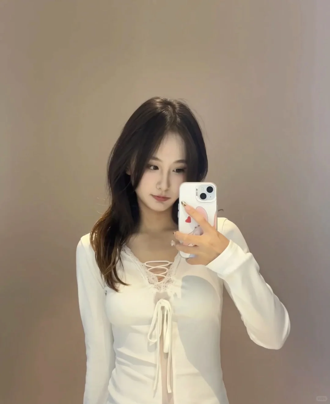 也看的过去吧 能带出去长脸的