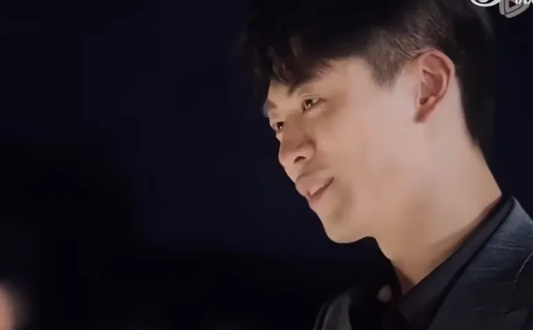 女生多多避雷张嘴情话满口誓言的男的