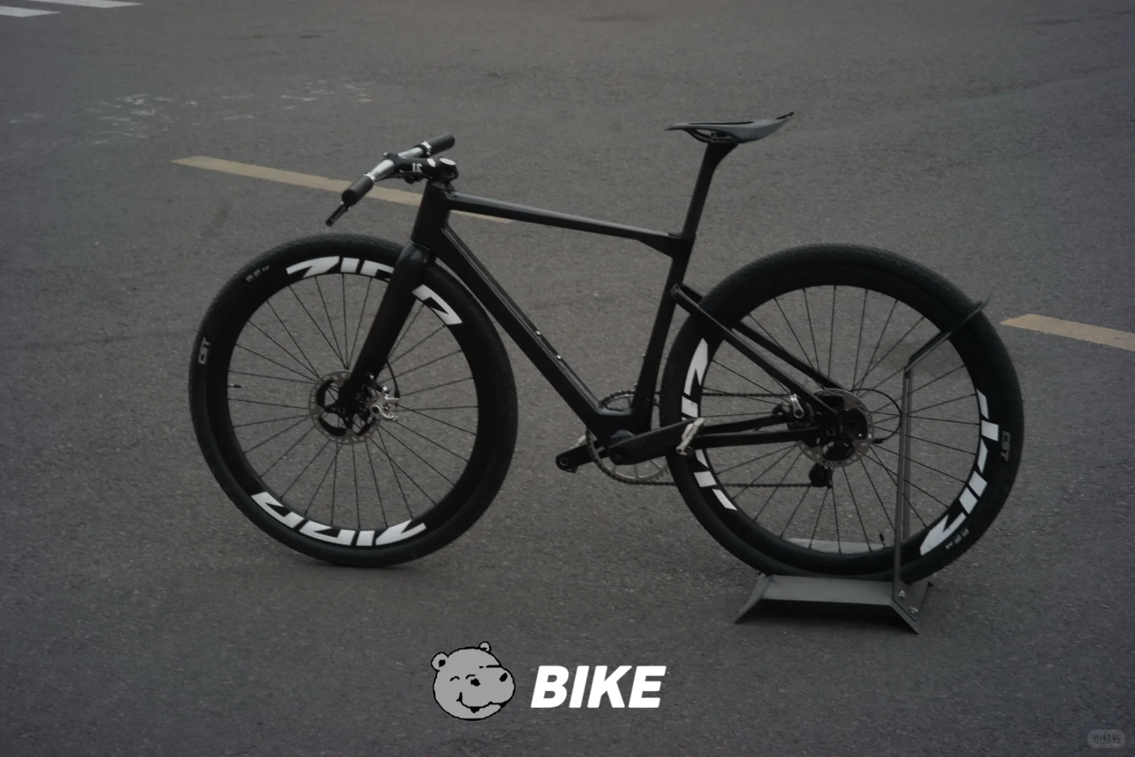 女朋友给我组装的自行车