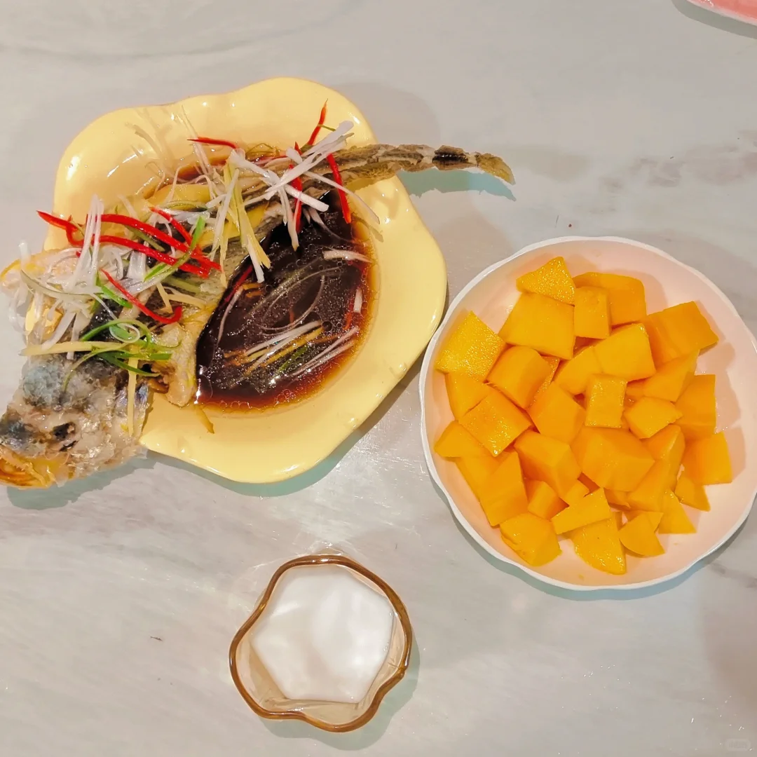 大半夜的和男朋友在家，简直了