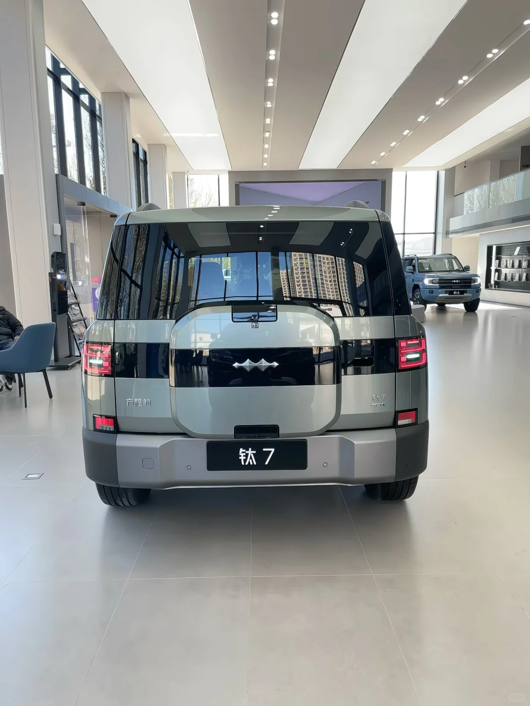 试驾完钛7吐了，17W中大型SUV爆卖2W+，真香？