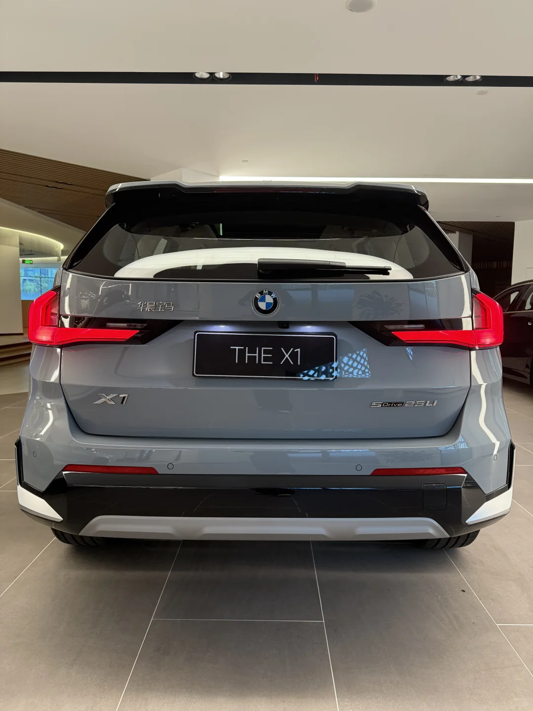 预算20w内‼️适合女孩子第一台suv 宝马x1