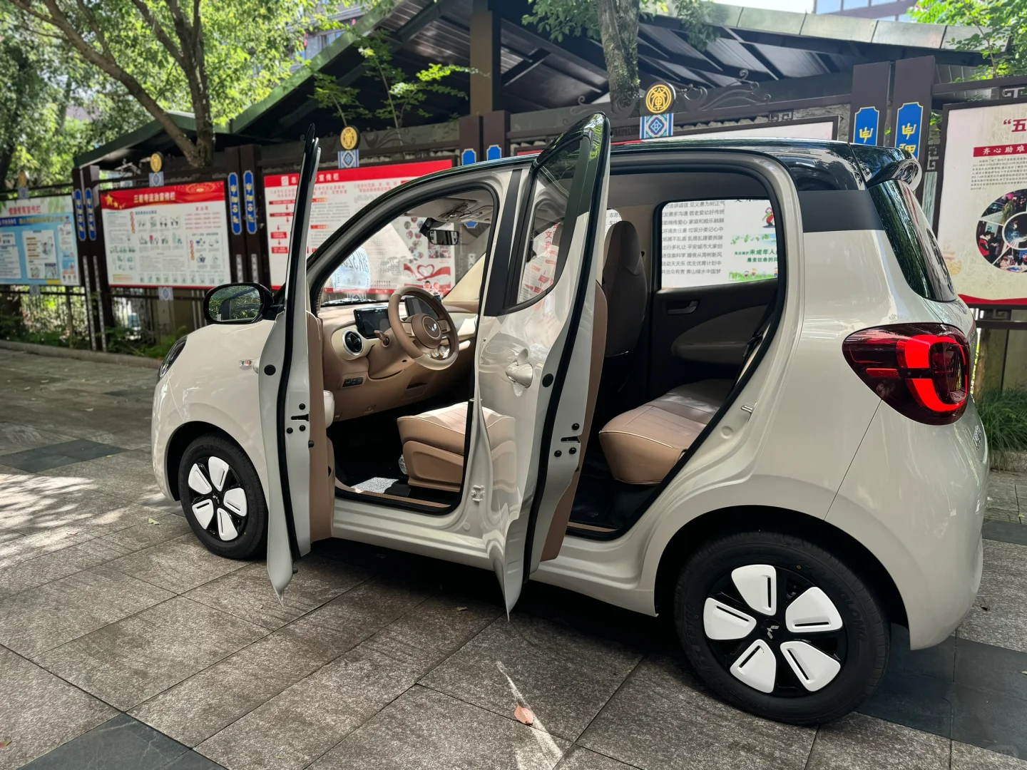 全款喜提五菱mini，可爱十连拍，好好看！