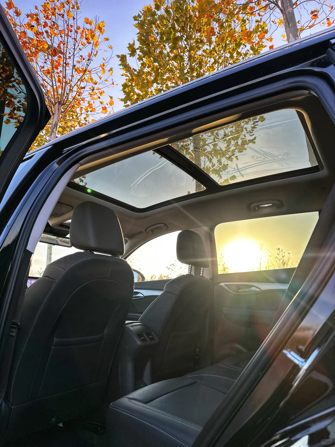 从30万降到16.99万，跌到“快冒烟”了 ……