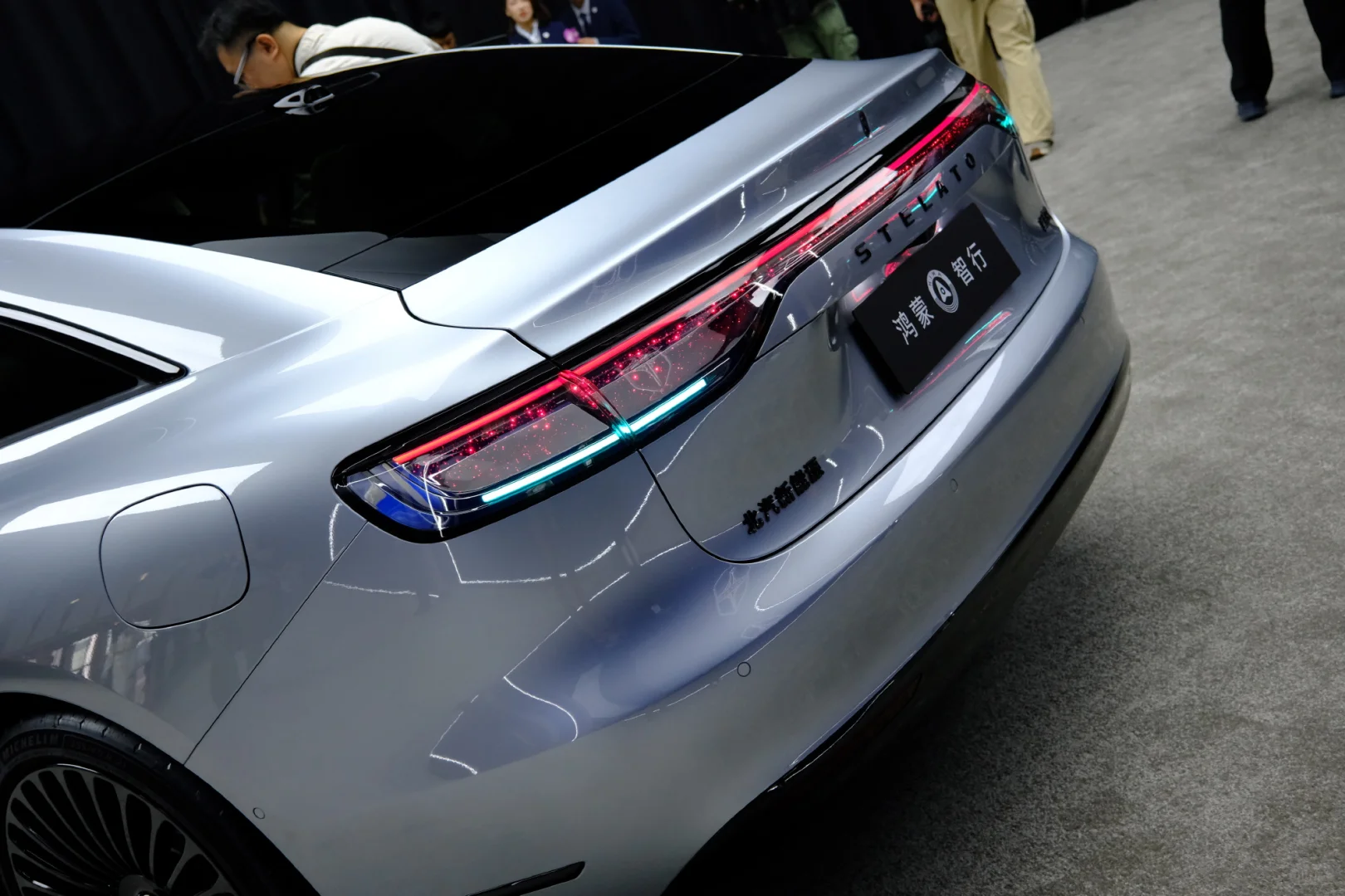 享界S9银色黑曜套件真好看