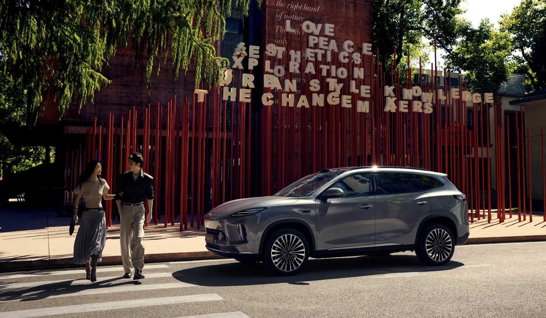 这辆会思考的车让我看到了真正的未来驾驶