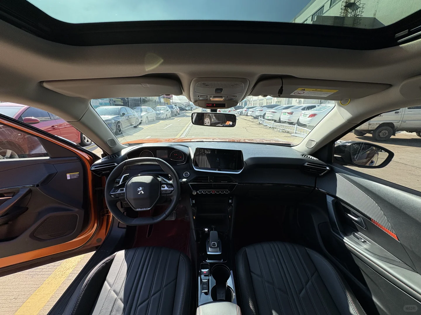 女生当然也能开酷酷的SUV