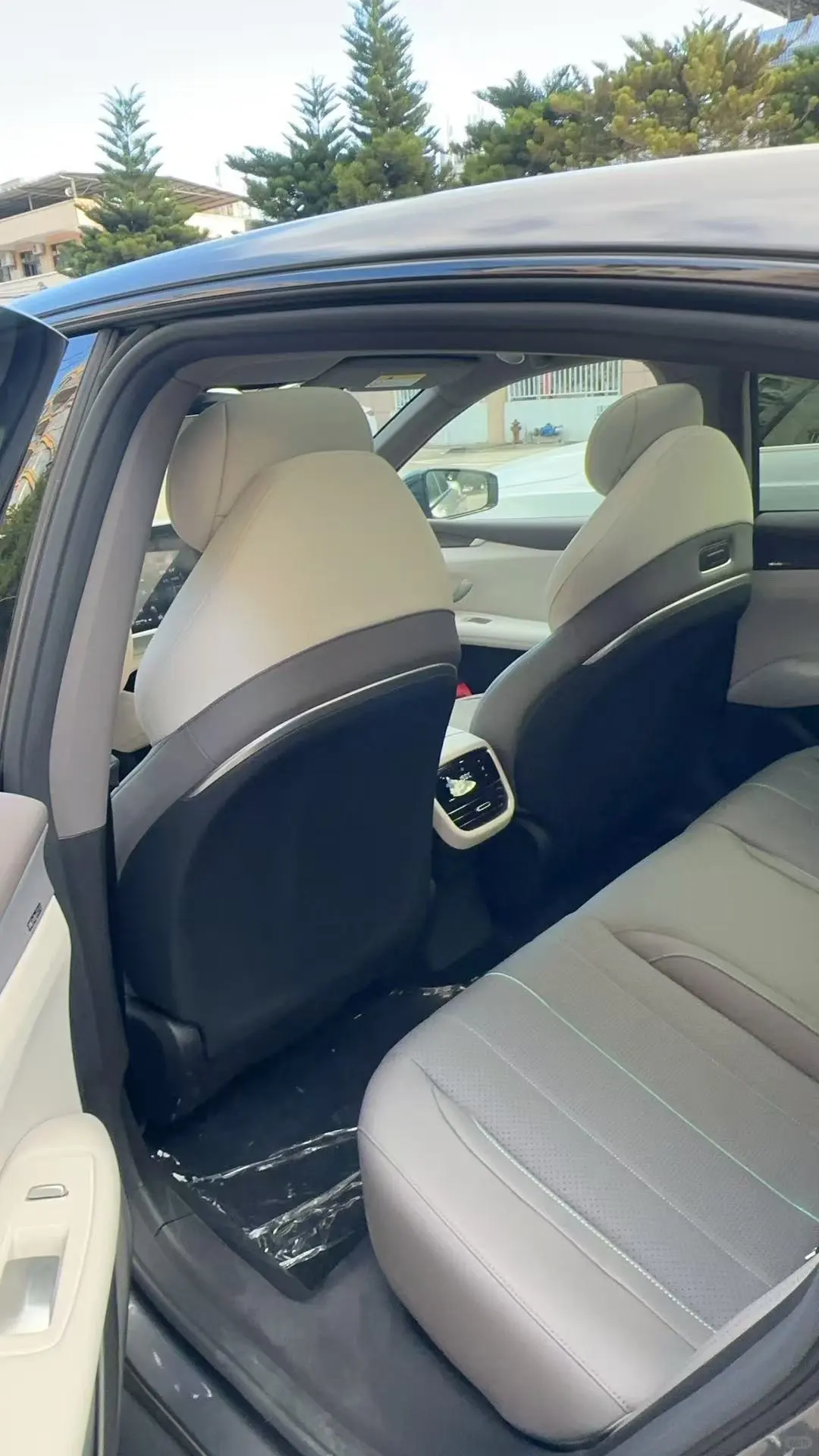 新手也敢开！深蓝L07辅助驾驶太友好