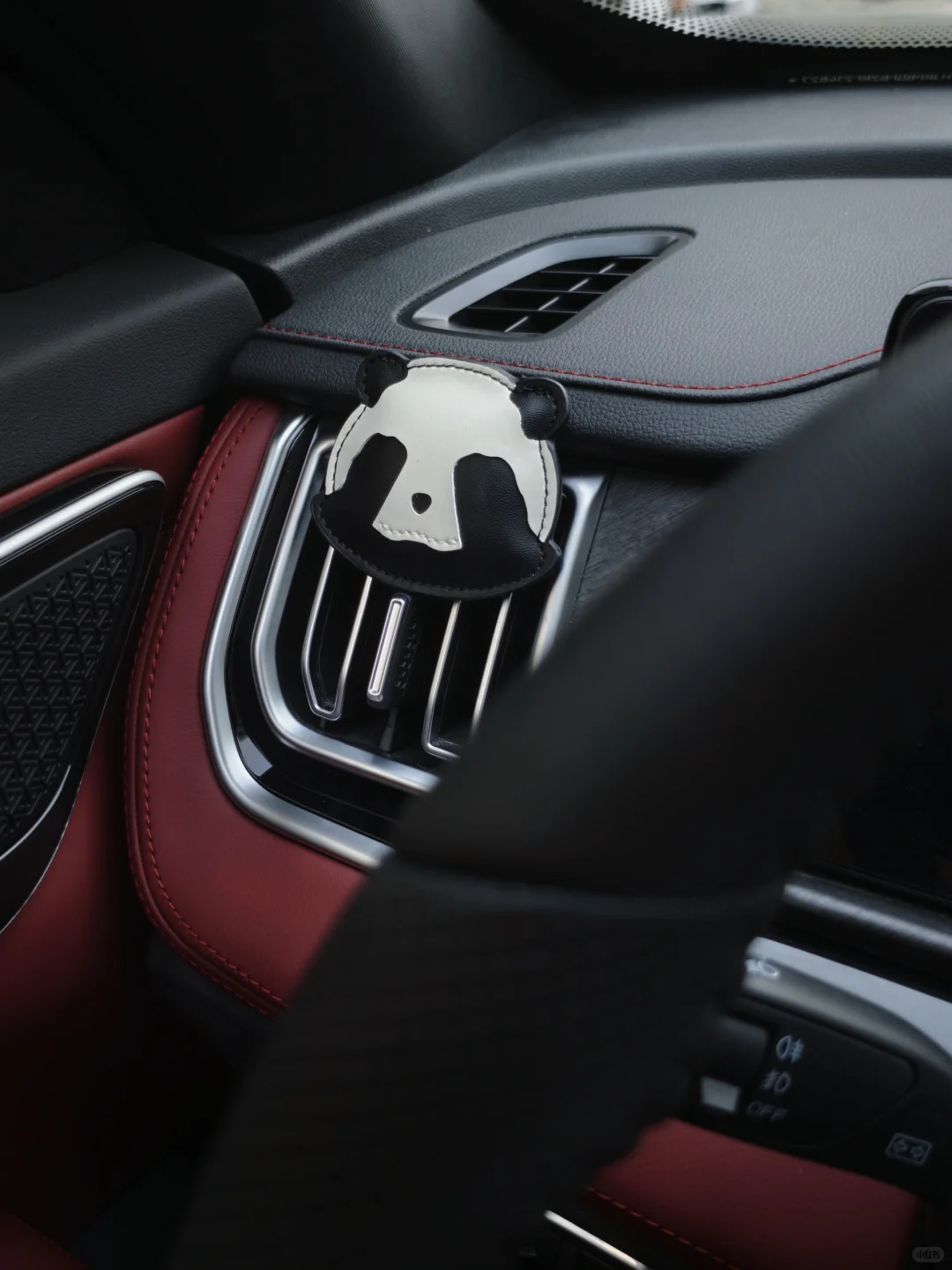 月薪3k开上SUV，优雅永不过时✨