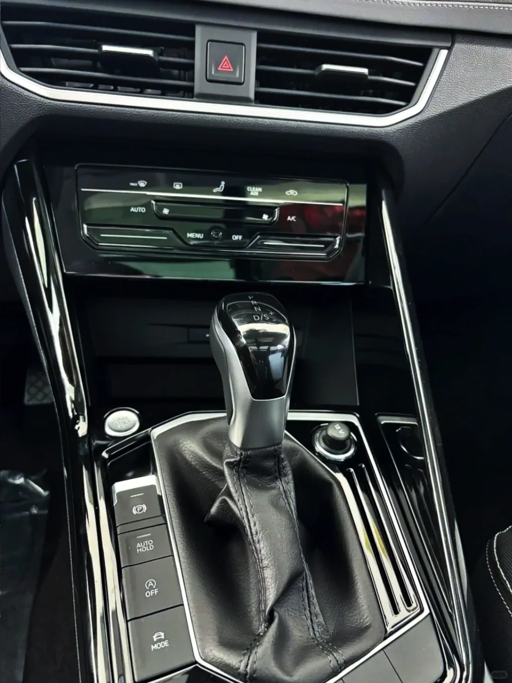 女生也能开酷酷的SUV｜大众探岳