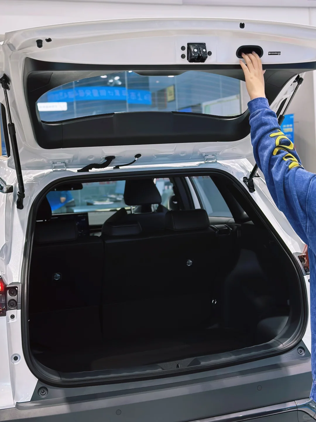 丰田这次开窍了！26款锋兰达大改观｜10W+拿下