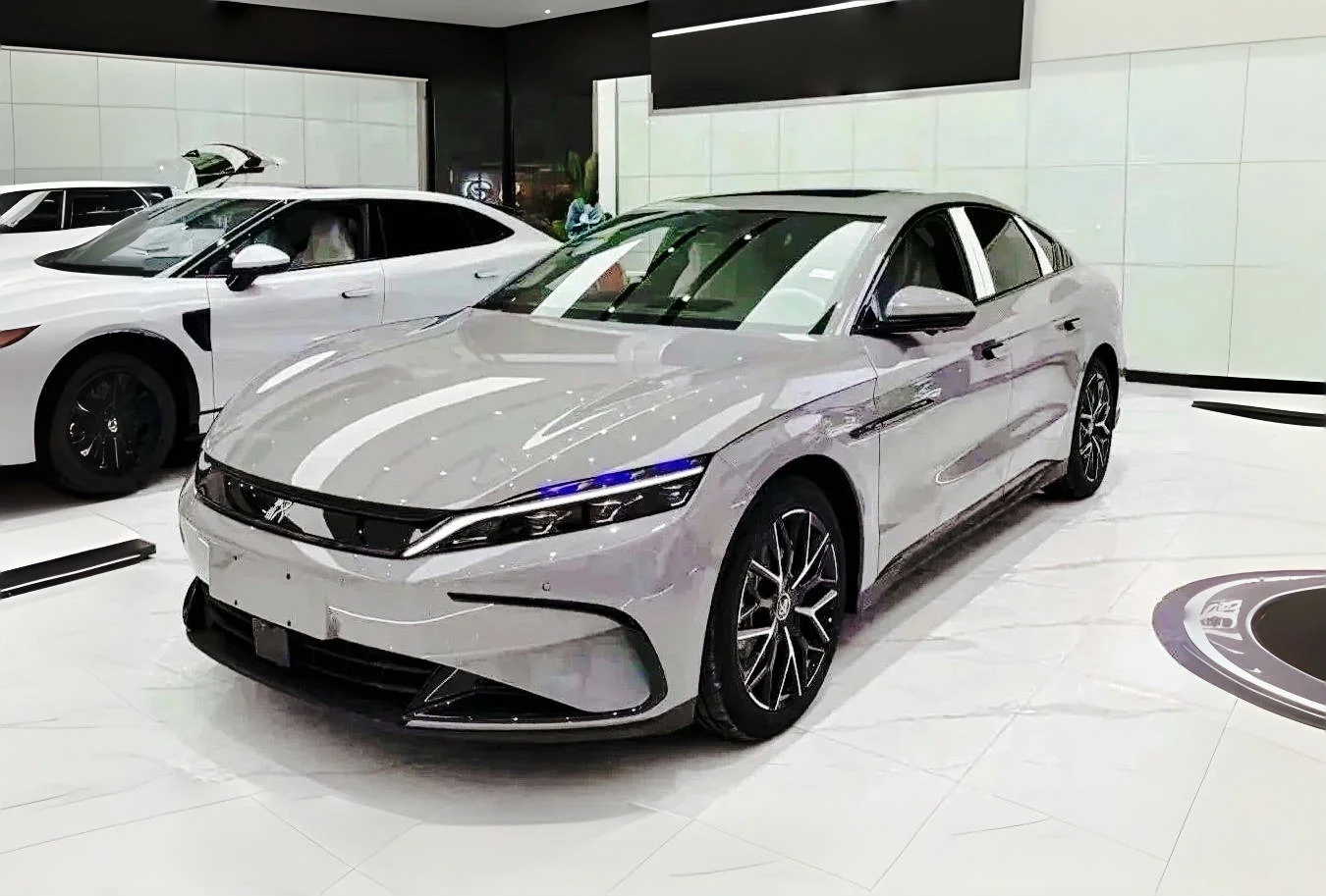 14万“帕拉梅拉”💕斩男又斩女🥳25款比亚迪汉