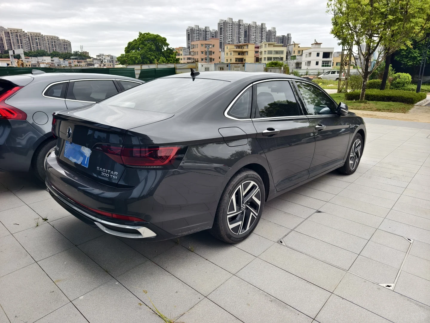 试驾同事的车：24款大众速腾