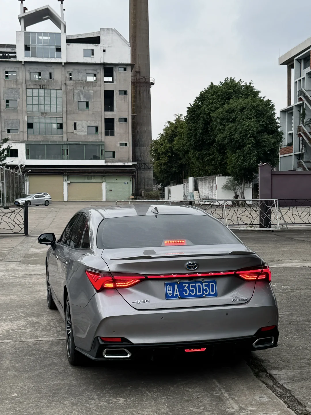 所有人都在挑它毛病，但没人说它丑！