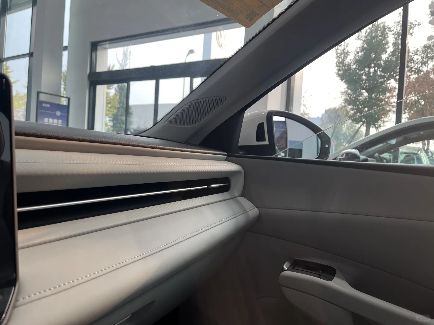 十万A+级家用轿车顶级车型-朗逸Pro