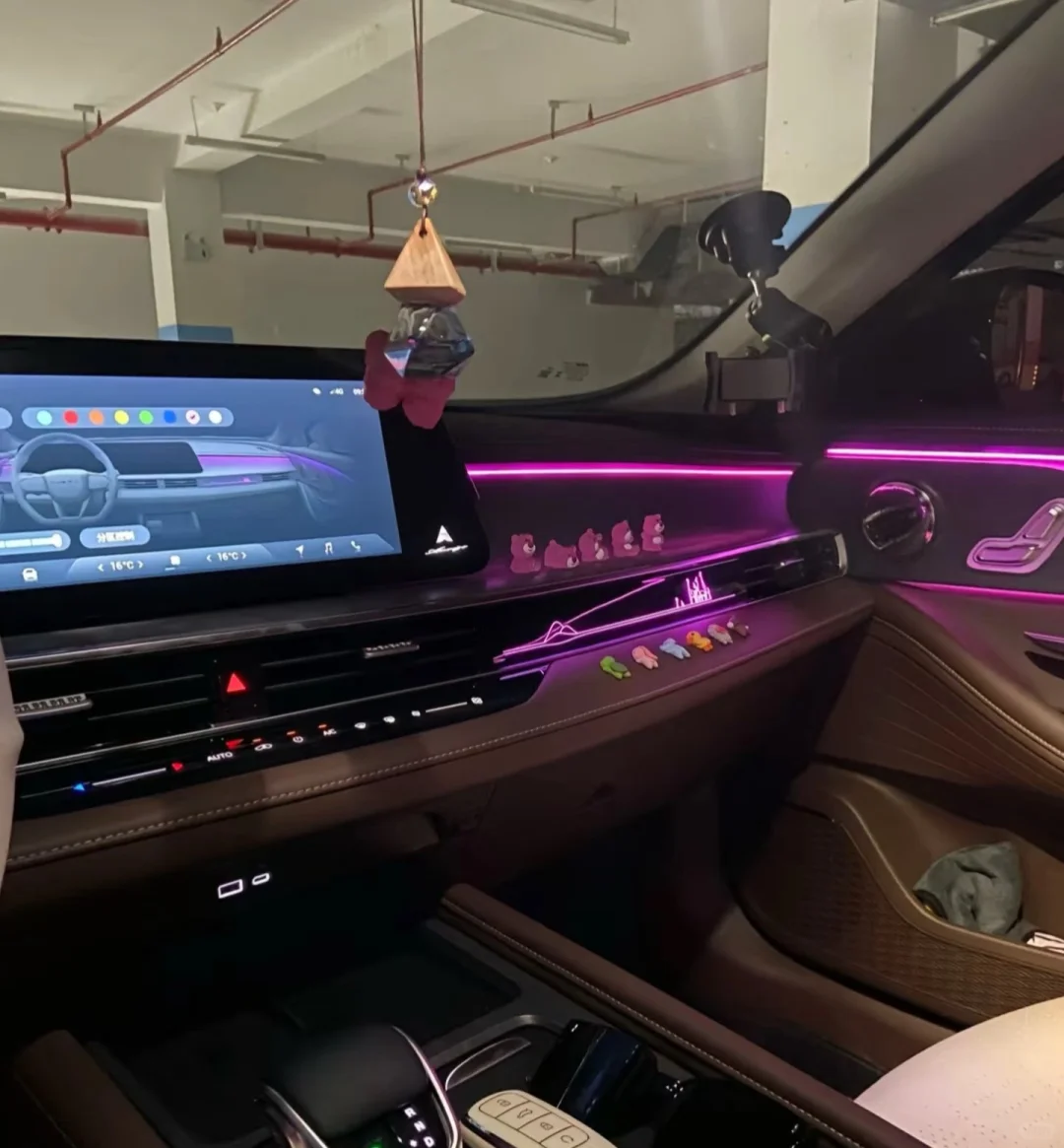 10万内买颜值+性能+豪华三合一的“梦中情车