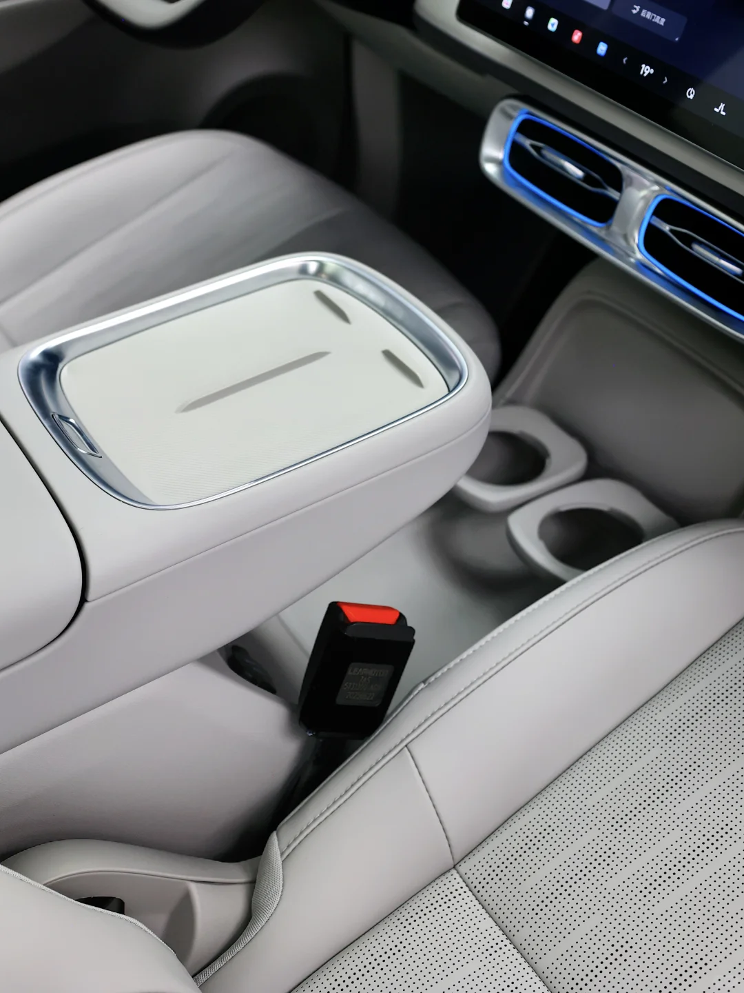 10万级纯电SUV学霸，年底买车就选它！