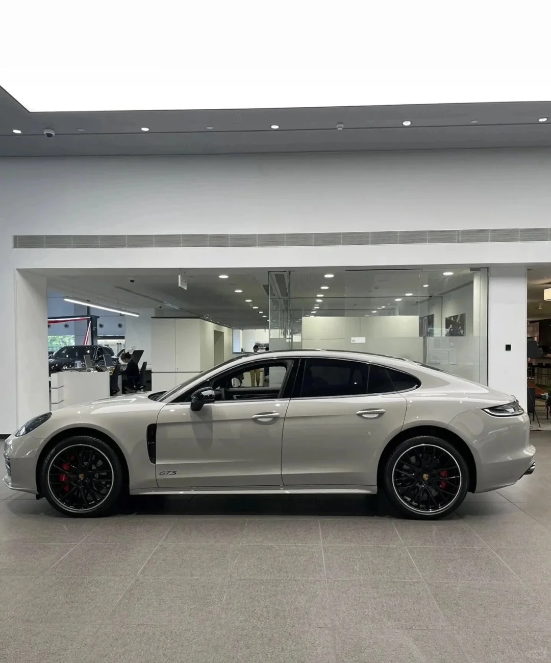 **“2025帕拉梅拉选车避坑指南！这些选配真的