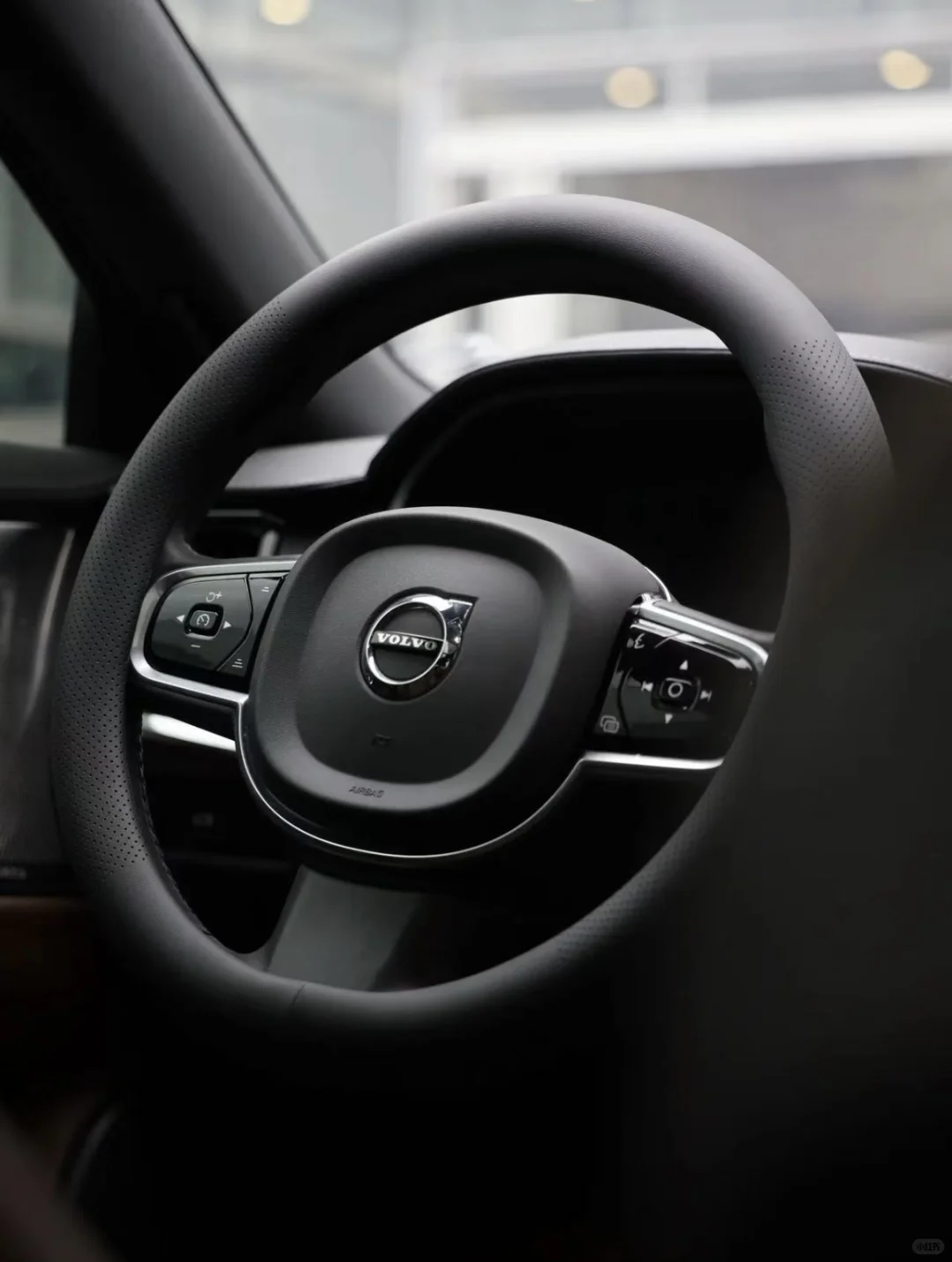 北欧豪华轿车 沃尔沃S90 为什么选它？