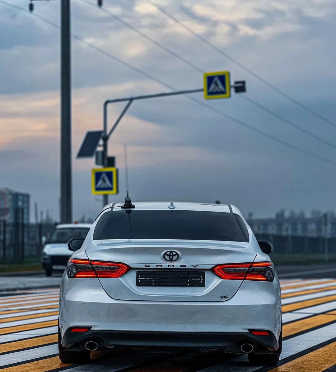 🚗8代凯美瑞：颜值与实力并存，家用轿车的天