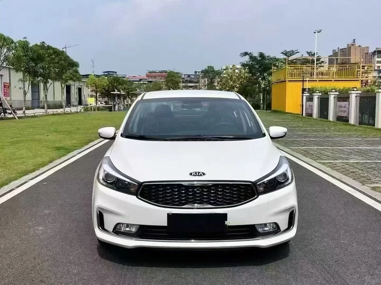 17年上牌起亚K3，本地一手车0过户 价格便宜