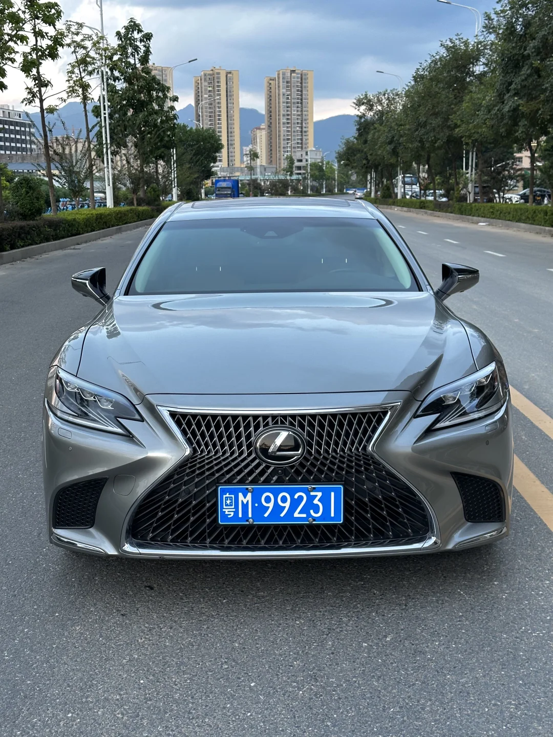🚗情怀绝版｜雷克萨斯LS350，我的D级座驾