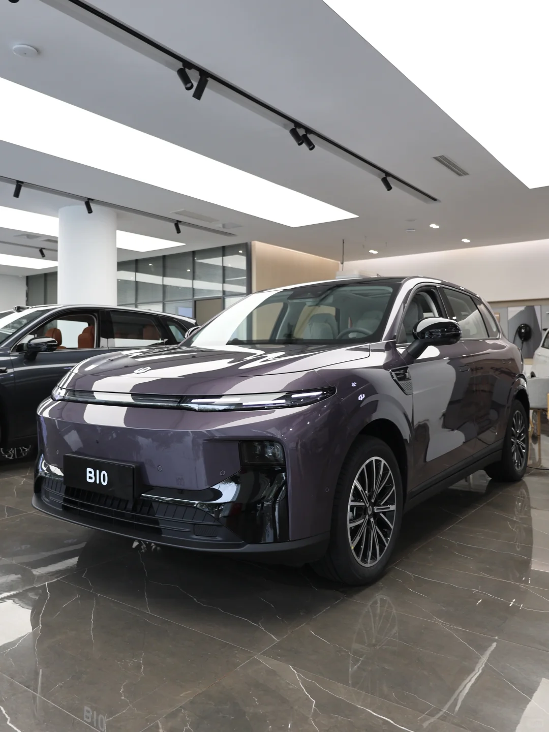 10万级纯电SUV学霸，年底买车就选它！