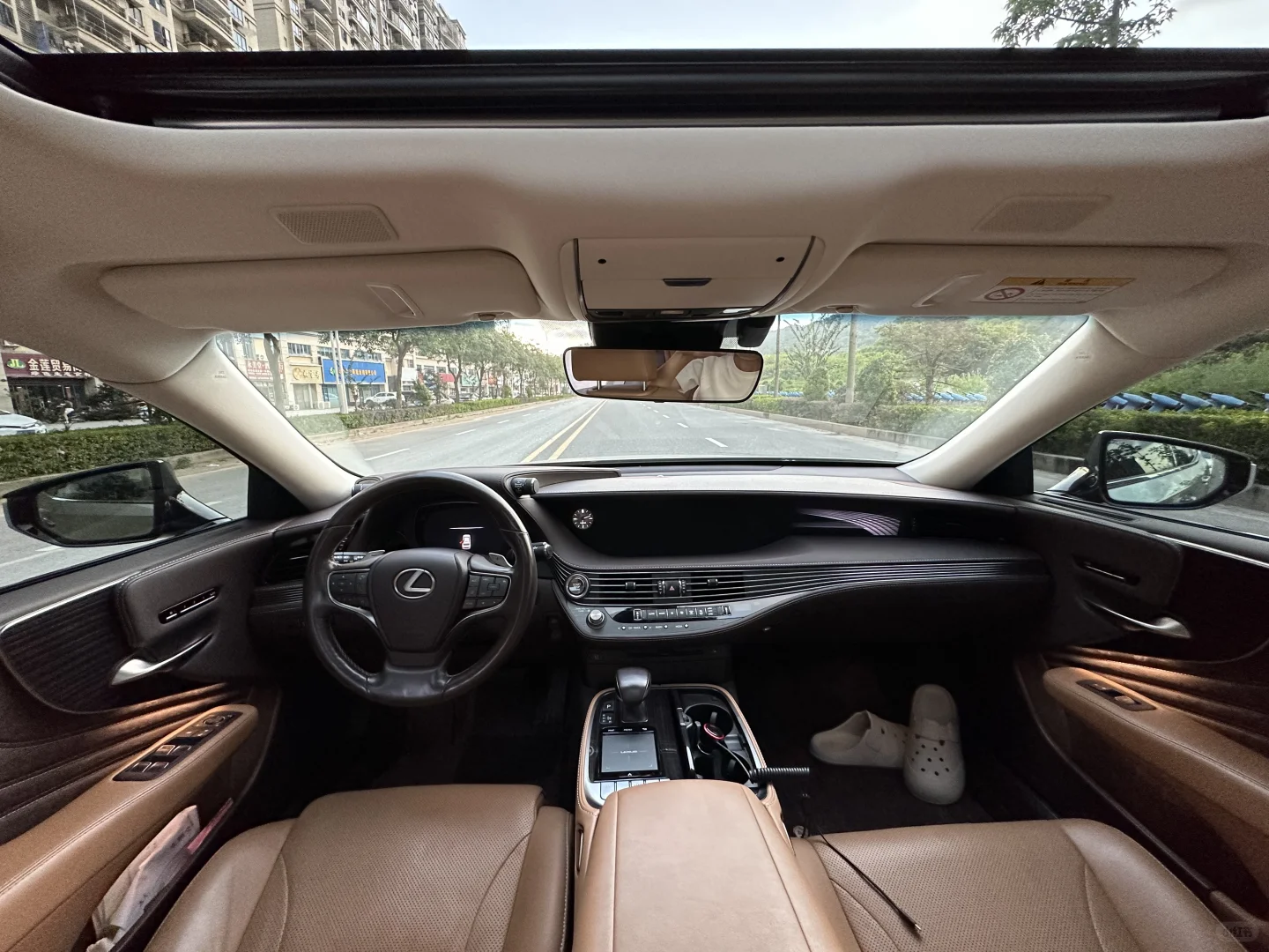 🚗情怀绝版｜雷克萨斯LS350，我的D级座驾