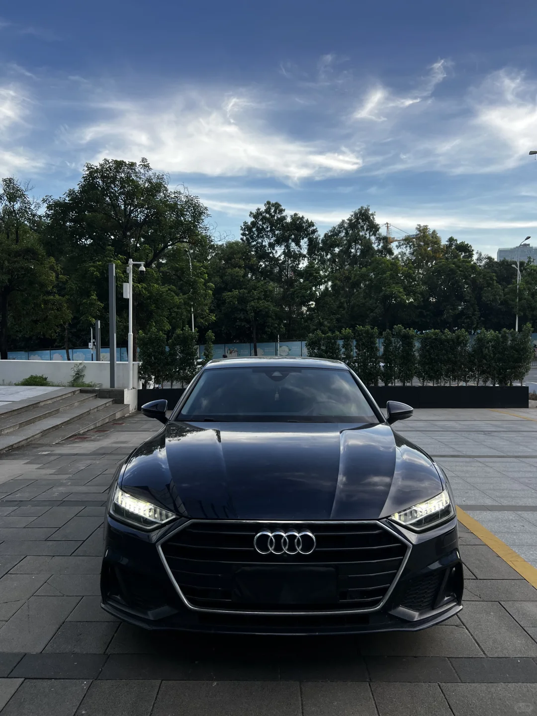 全款售价15.8万🉐2023年23款奥迪A7