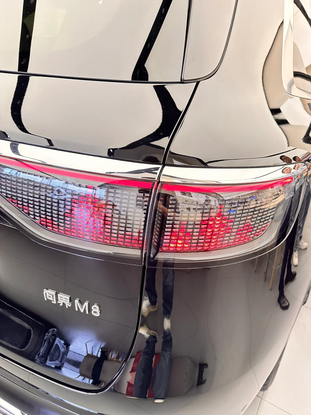 问界M8越看越喜欢，都想把我的M7换了