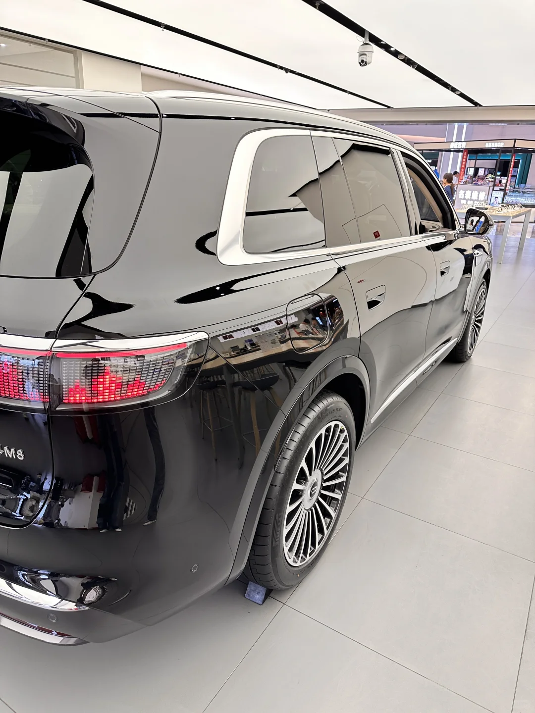 问界M8越看越喜欢，都想把我的M7换了