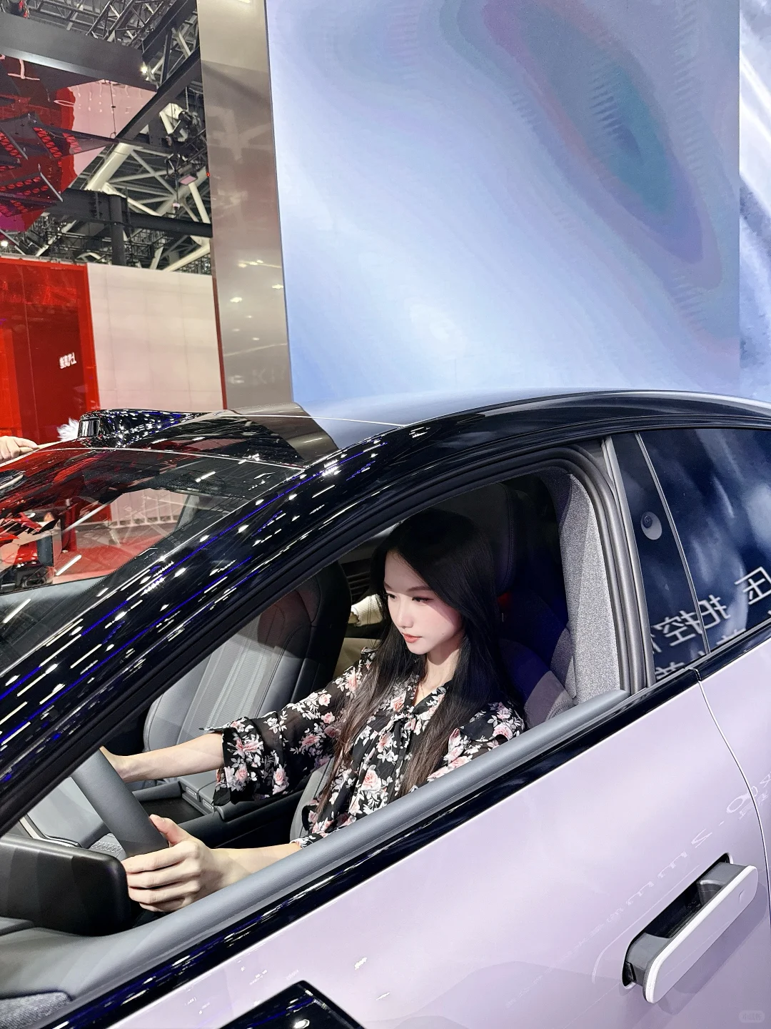 看奥迪新电动，直接被郑钦文同款戳中！